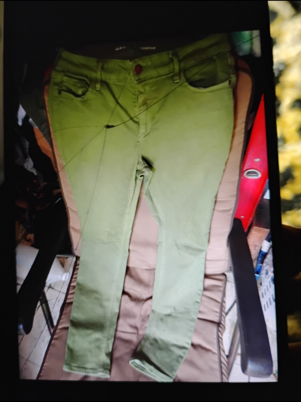 A Nice Women's Pair Of Green Jean Pants